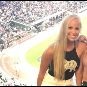 Meet your Posher, Carlie